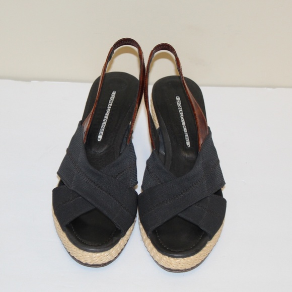 Donald J. Pliner Women size 9.5 M sandals - Picture 2 of 8
